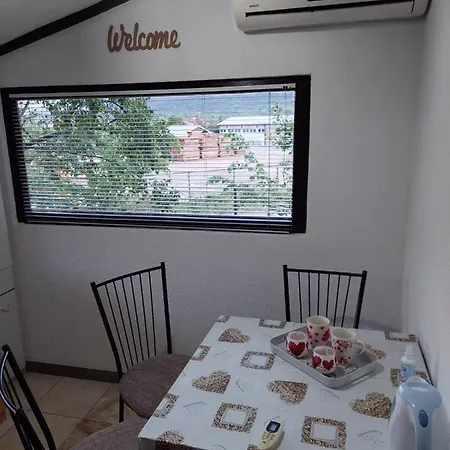 Alina&alan Apartman